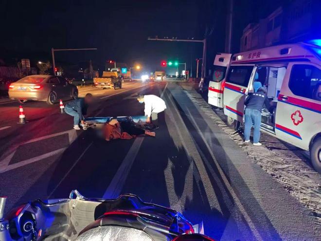 犁桥水镇拟入选连续四起肇事逃逸案被侦破！冰球突破豪华版【铜陵头条1212】铜陵(图15)